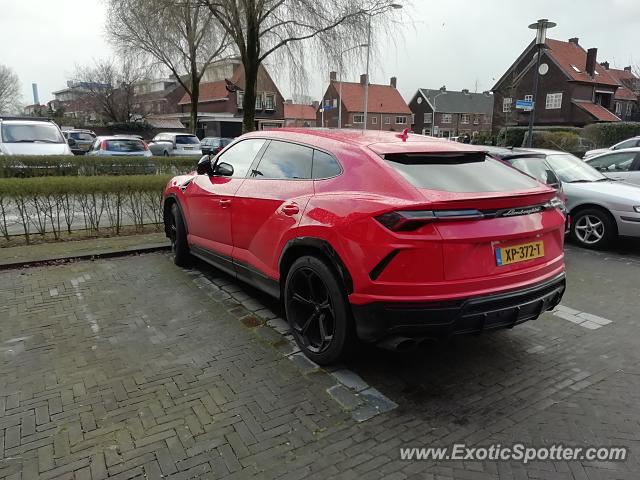 Lamborghini Urus spotted in Papendrecht, Netherlands