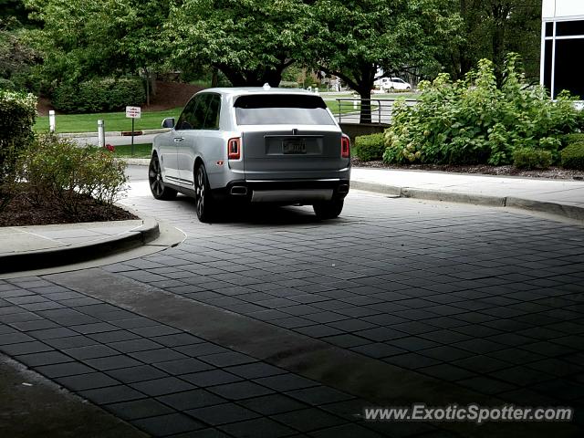 Rolls-Royce Cullinan spotted in Saddle river, New York