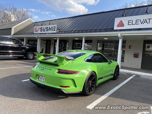 Porsche 911 GT3 spotted in Wayzata, Minnesota