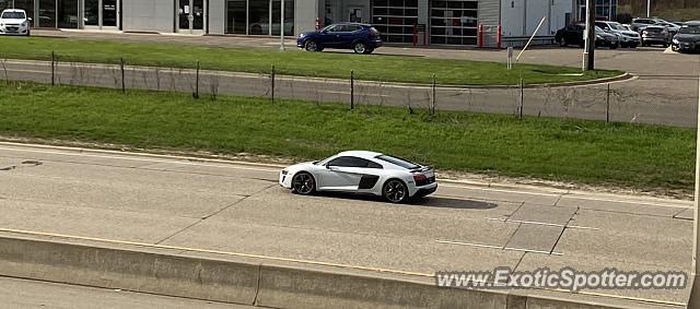 Audi R8 spotted in Wayzata, Minnesota