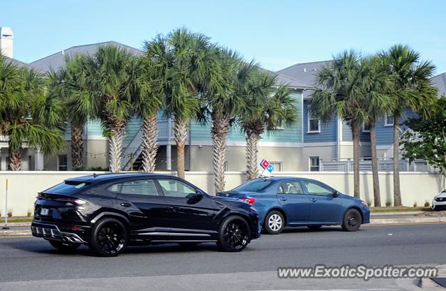 Lamborghini Urus spotted in Jacksonville, Florida