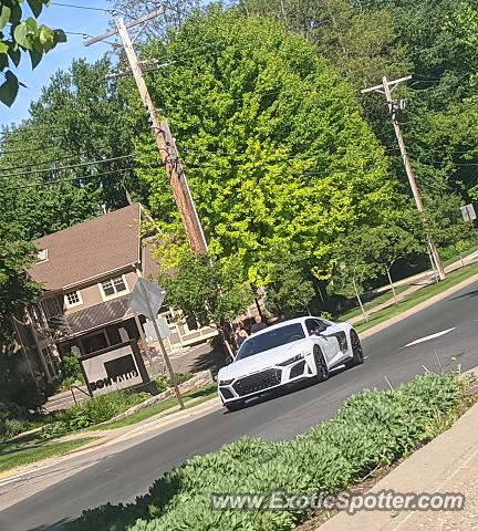 Audi R8 spotted in Wayzata, Minnesota