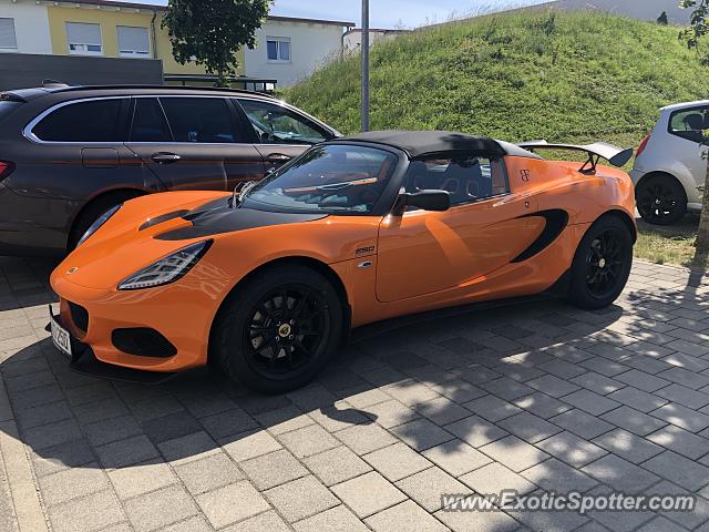 Lotus Elise spotted in Bodensee, Germany