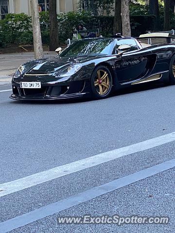 Porsche Carrera GT spotted in PARIS, France