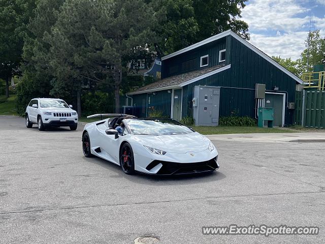 Lamborghini Huracan spotted in Wayzata, Minnesota