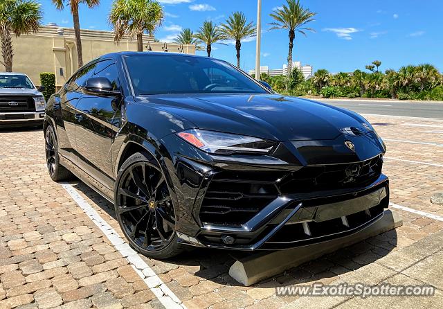 Lamborghini Urus spotted in Jacksonville, Florida