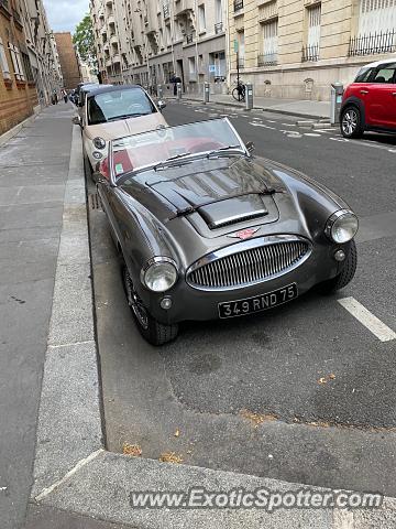 Other Vintage spotted in PARIS, France