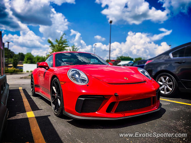 Porsche 911 GT3 spotted in Bloomington, Indiana