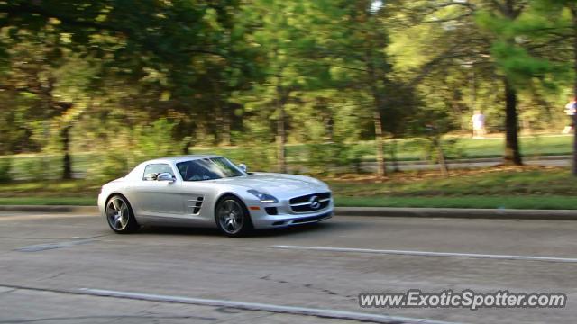 Mercedes SLS AMG spotted in Houston, Texas