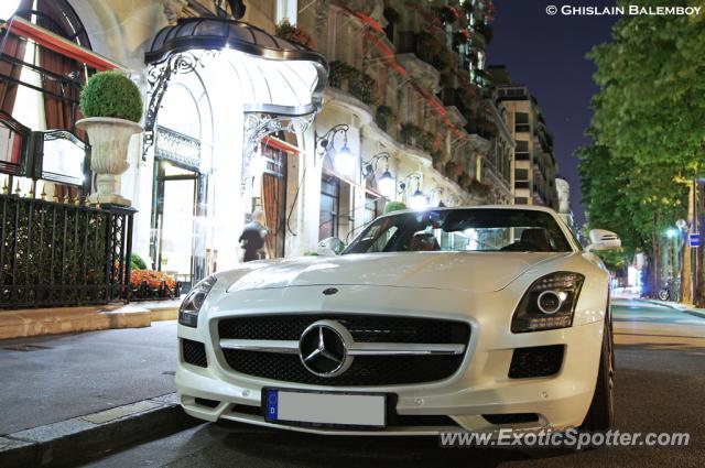 Mercedes SLS AMG spotted in Paris, France