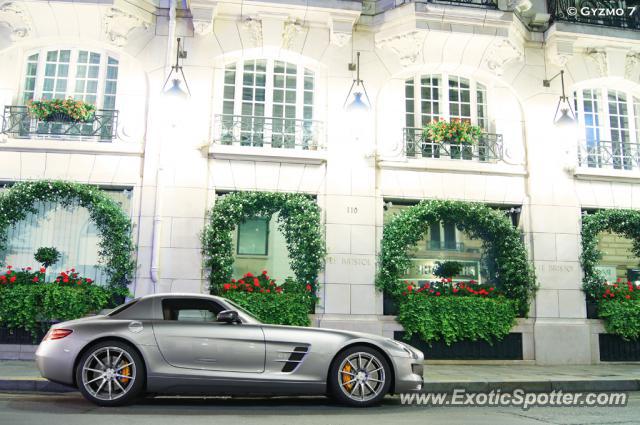 Mercedes SLS AMG spotted in Paris, France