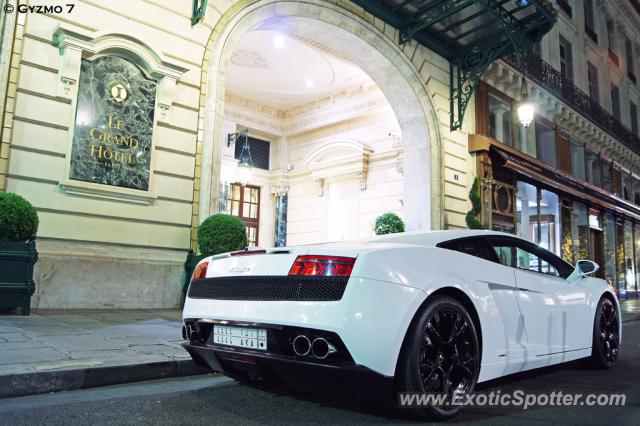 Lamborghini Gallardo spotted in Paris, France