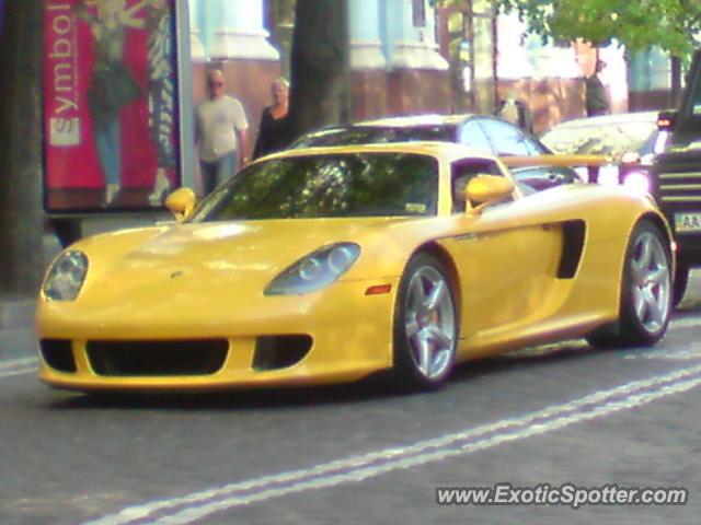 Porsche Carrera GT spotted in Kiev, Ukraine