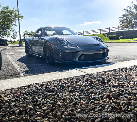 Porsche 911 GT3 spotted in Lake Elmo, Minnesota