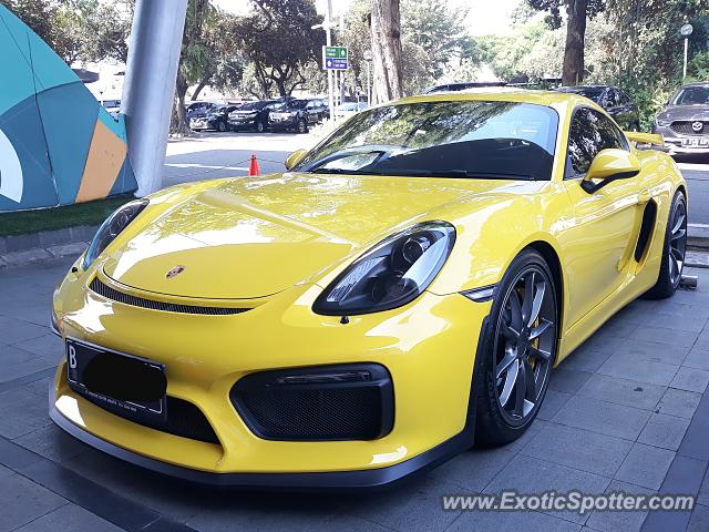 Porsche Cayman GT4 spotted in Jakarta, Indonesia