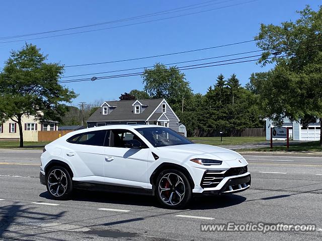 Lamborghini Urus spotted in Rochester, New York