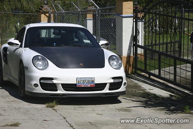 Porsche 911 Turbo spotted in Valencia, Venezuela