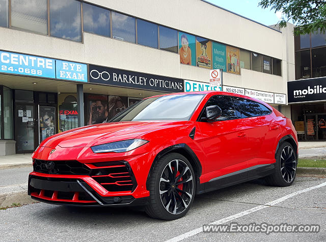 Lamborghini Urus spotted in Mississauga, Canada