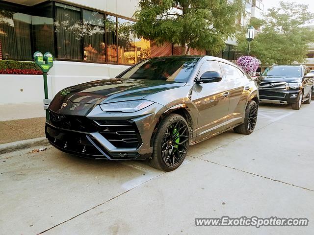 Lamborghini Urus spotted in Birmingham, Michigan