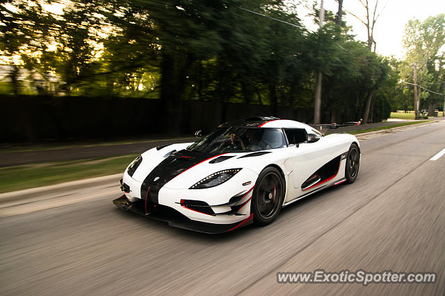 Koenigsegg One:1 spotted in Lake Forest, Illinois