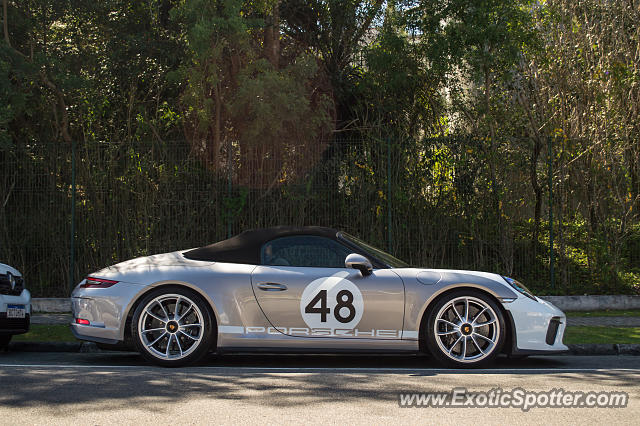 Porsche 911 spotted in Curitiba, PR, Brazil