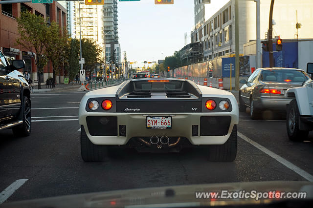 Lamborghini Diablo spotted in Calgary, Canada