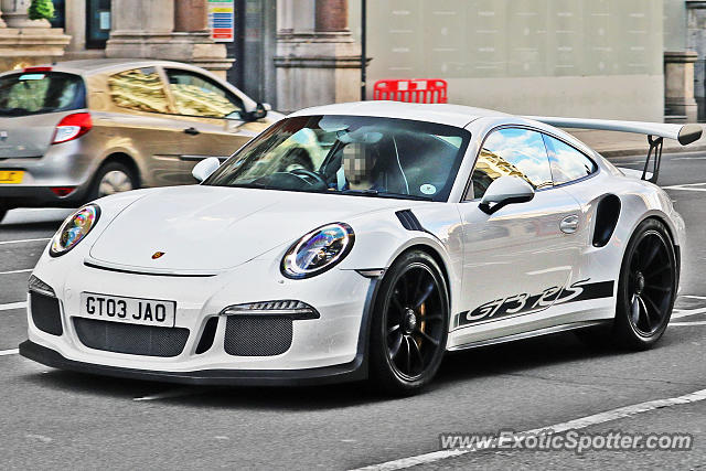 Porsche 911 GT3 spotted in London, United Kingdom