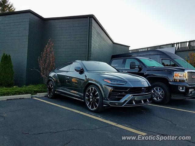 Lamborghini Urus spotted in Birmingham, Michigan