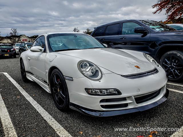 Porsche 911 spotted in Warren, New Jersey