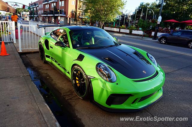 Porsche 911 GT3 spotted in Edmonton, Canada