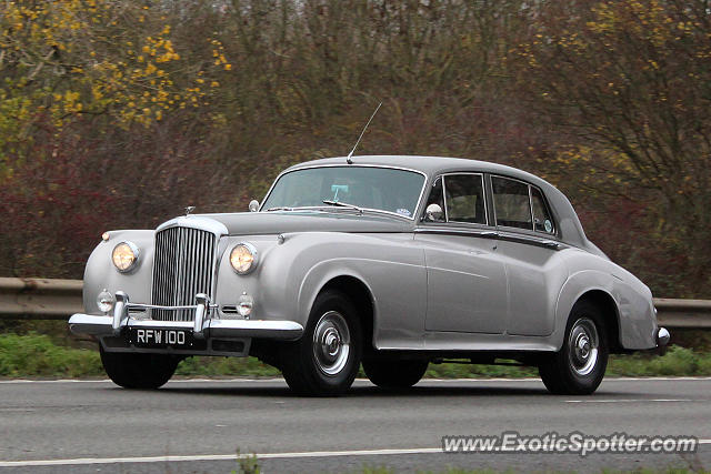 Bentley S Series spotted in Cambridge, United Kingdom