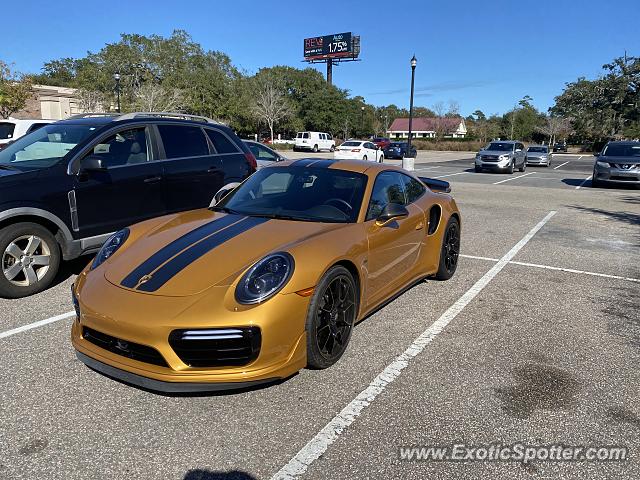 Porsche 911 Turbo spotted in Mount Pleasant, South Carolina