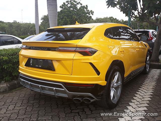 Lamborghini Urus spotted in Jakarta, Indonesia