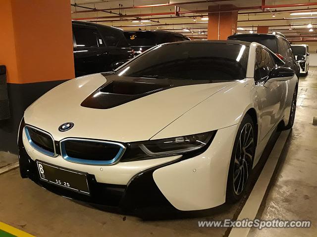 BMW I8 spotted in Jakarta, Indonesia