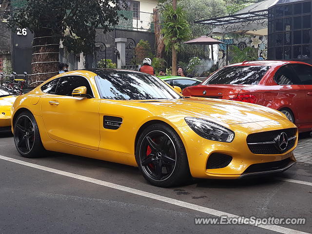 Mercedes AMG GT spotted in Jakarta, Indonesia