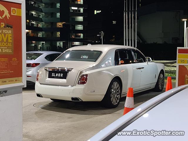 Rolls-Royce Phantom spotted in Singapore, Singapore