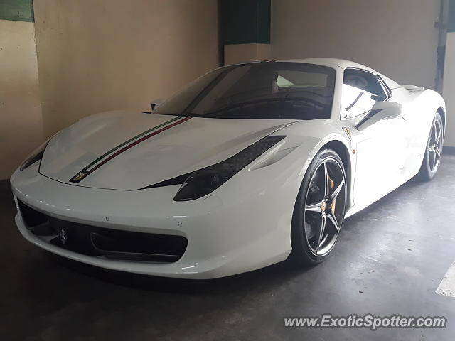 Ferrari 458 Italia spotted in Jakarta, Indonesia