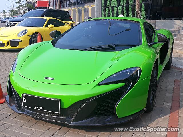 Mclaren 650S spotted in Jakarta, Indonesia