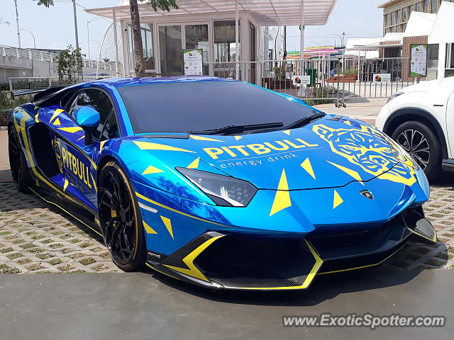 Lamborghini Aventador spotted in Jakarta, Indonesia