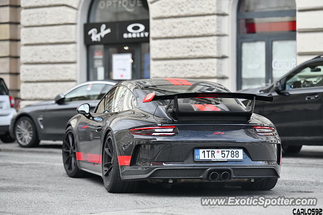 Porsche 911 GT3 spotted in Warsaw, Poland