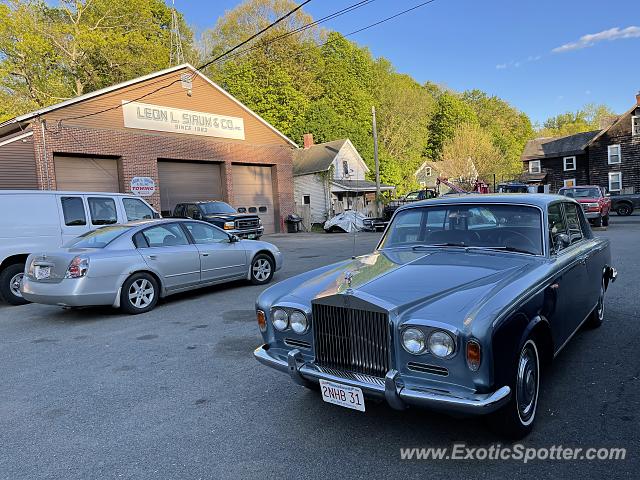 Rolls-Royce Silver Shadow spotted in Greenfield, Massachusetts