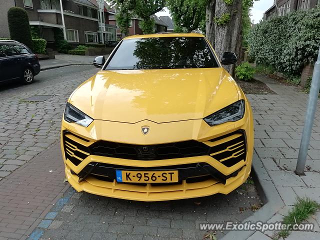 Lamborghini Urus spotted in Papendrecht, Netherlands