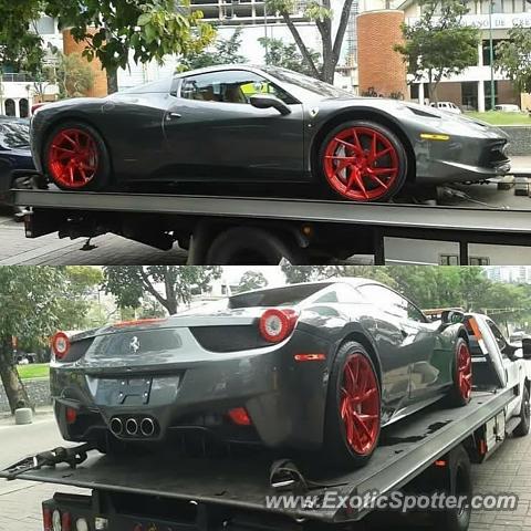 Ferrari 458 Italia spotted in Caracas, Venezuela