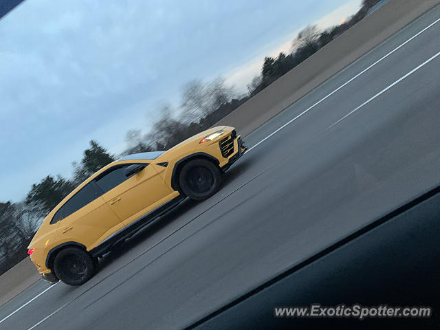 Lamborghini Urus spotted in Toronto, Canada