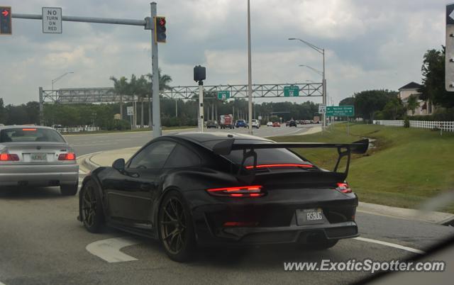 Porsche 911 GT3 spotted in Sarasota, Florida