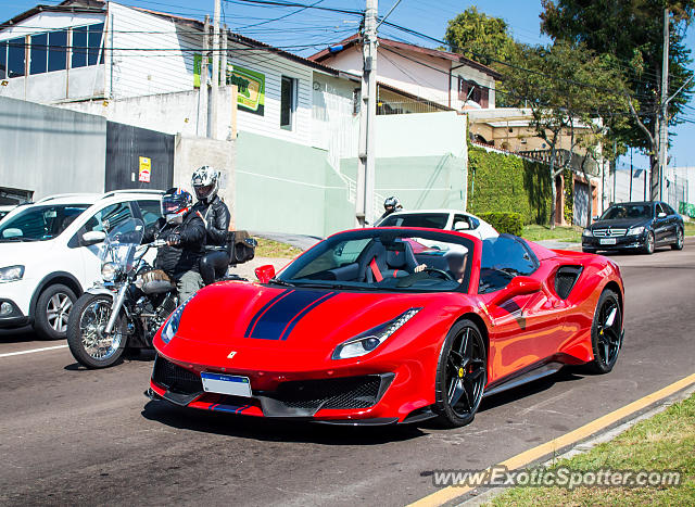 Ferrari 488 GTB spotted in Curitiba, PR, Brazil