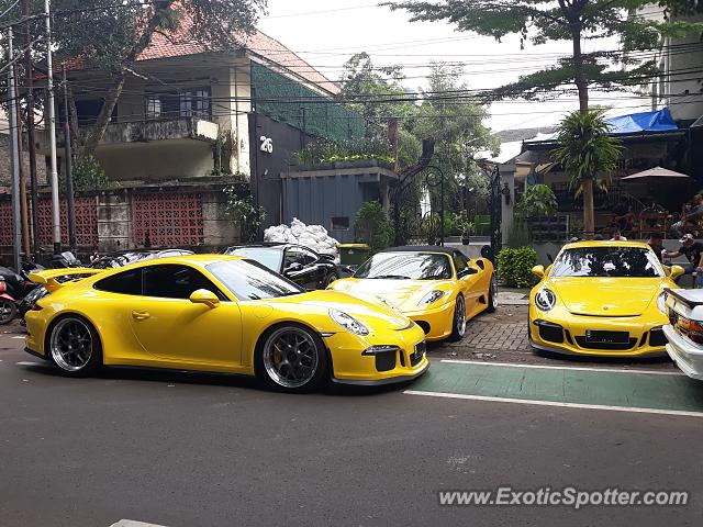 Porsche 911 GT3 spotted in Jakarta, Indonesia