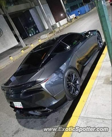 Lexus LC 500 spotted in Caracas, Venezuela