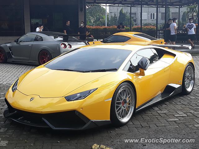 Lamborghini Huracan spotted in Serpong, Indonesia