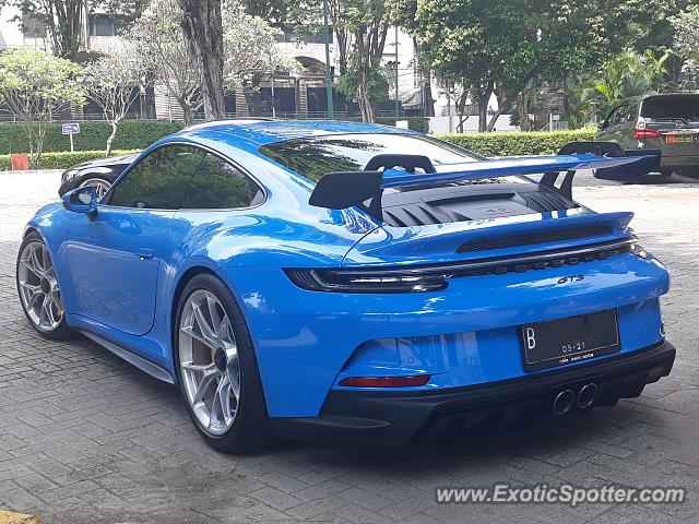 Porsche 911 GT3 spotted in Jakarta, Indonesia